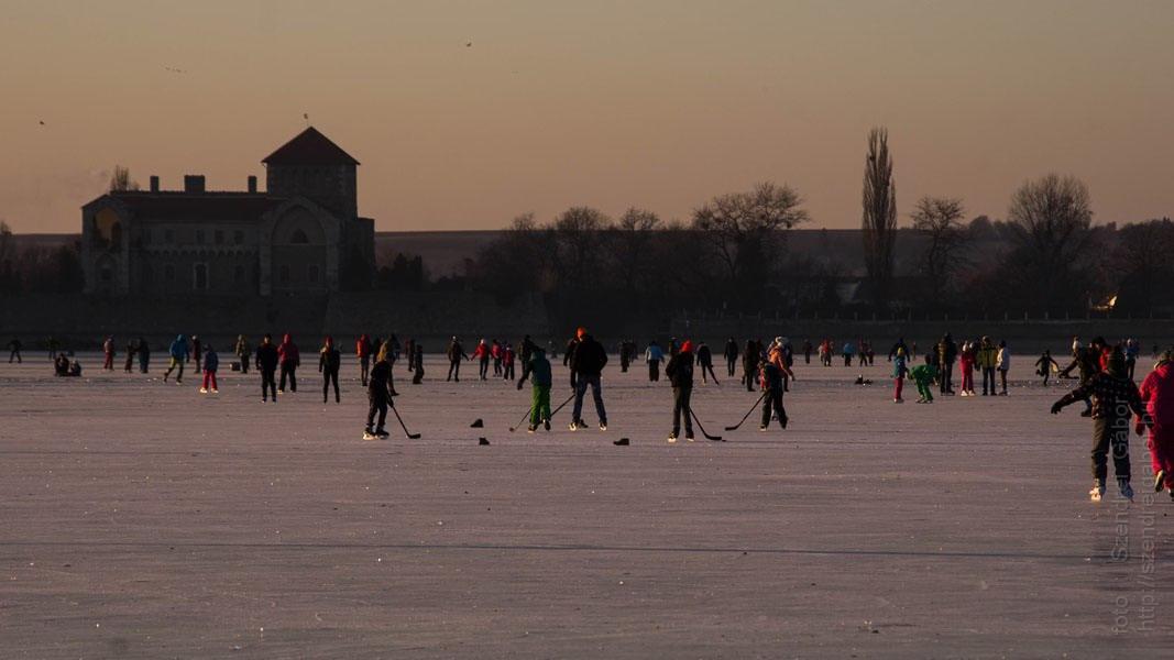 Siraly Panzio Topart Tata Bagian luar foto